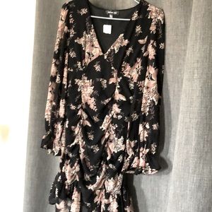 Black long sleeve dress